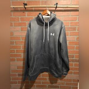 Under Armour Charcoal Men's Hoodie Heat Gear XXL.          Sku 39